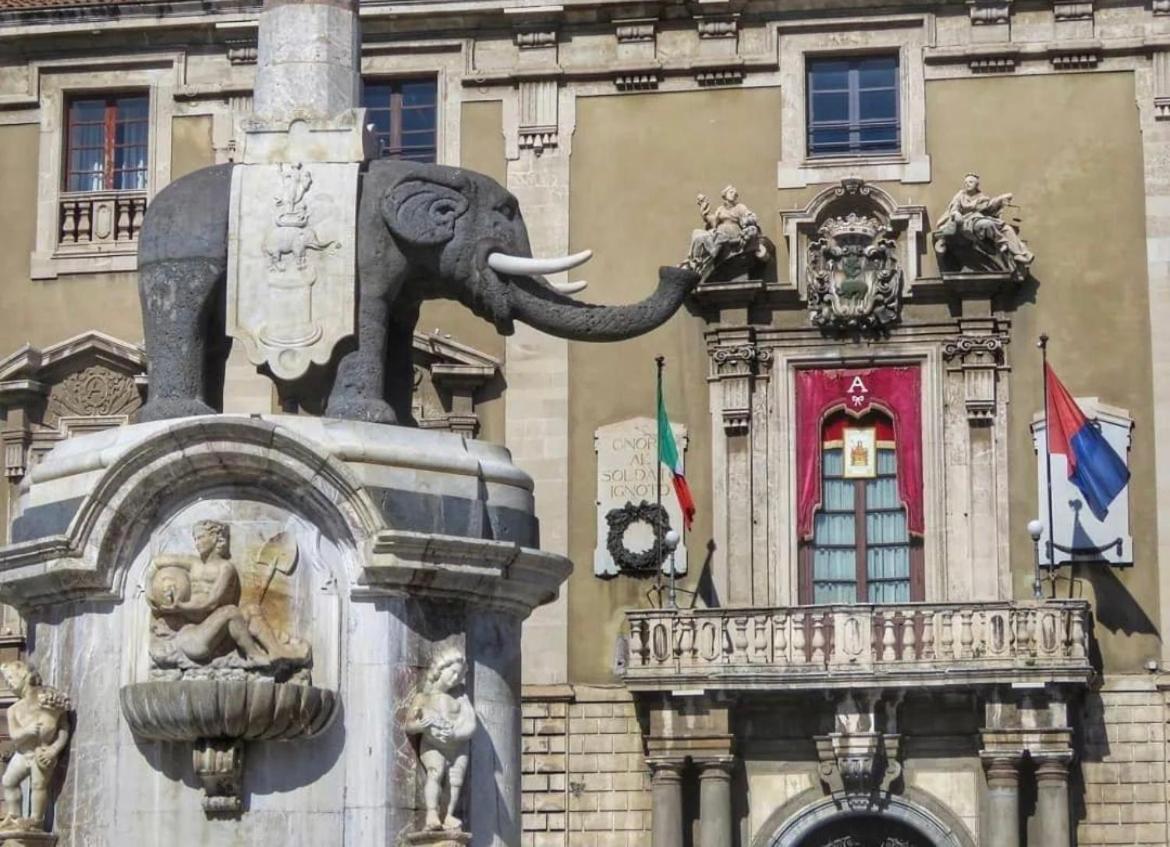 Central House Catania Historic Center Εξωτερικό φωτογραφία